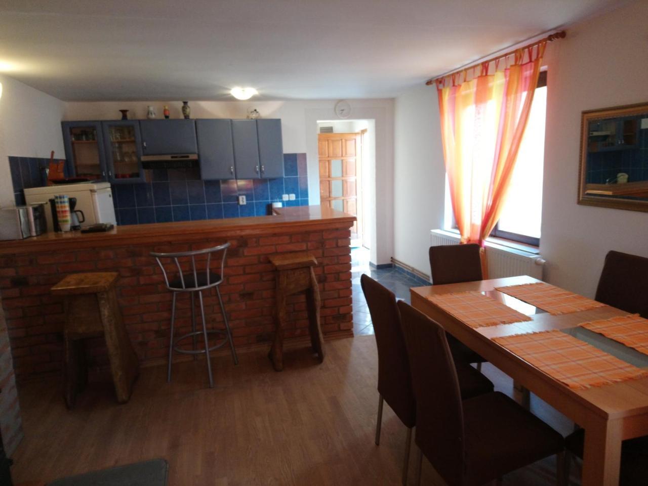 Studio Apartman Kotro Beli Manastir Exterior photo